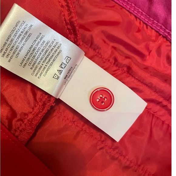 Isaac Mizrahi Red/Pink Scalloped Shorts Size 4 - Picture 5 of 7